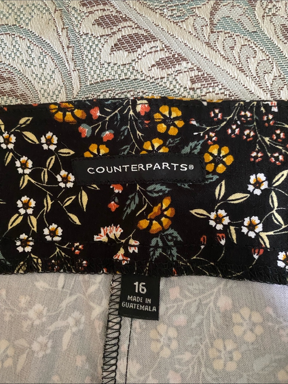 Counterparts Black Floral Pull-On Leggings with Yellow and Green Accents - Picture 2 of 4